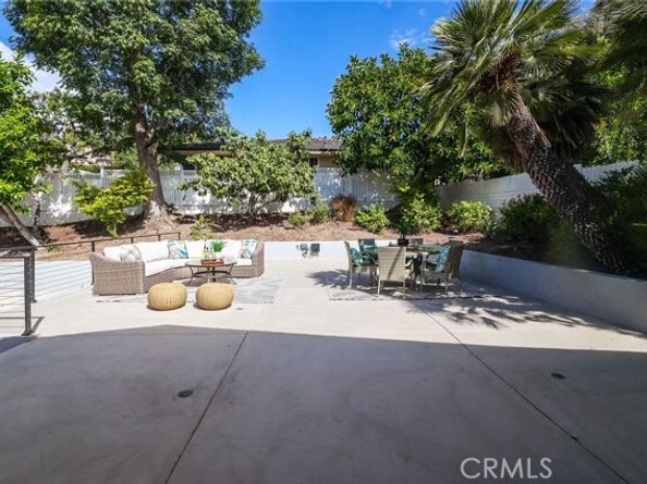 19201 Barrett Lane, Tustin CA 92705