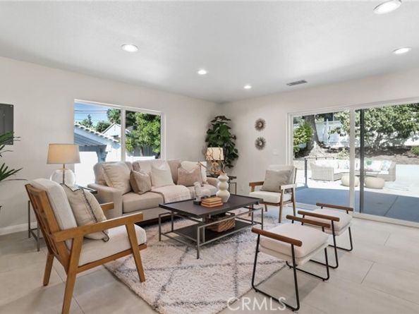 19201 Barrett Lane, Tustin CA 92705