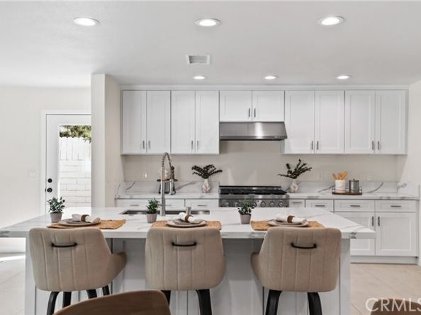 19201 Barrett Lane, Tustin CA 92705