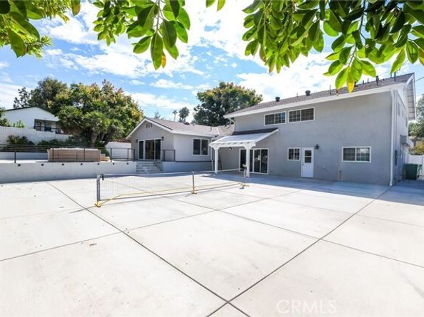 19201 Barrett Lane, Tustin CA 92705