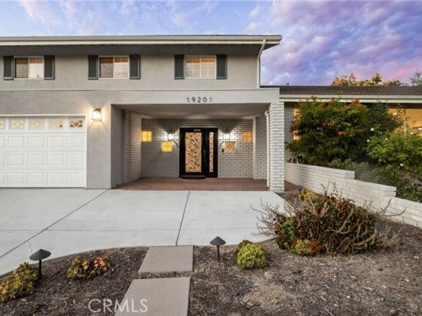 19201 Barrett Lane, Tustin CA 92705