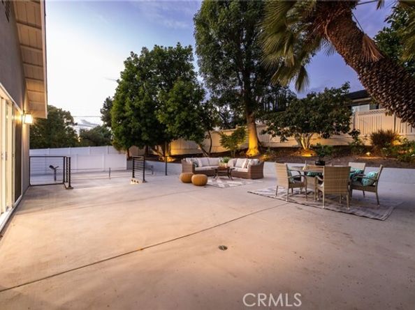 19201 Barrett Lane, Tustin CA 92705