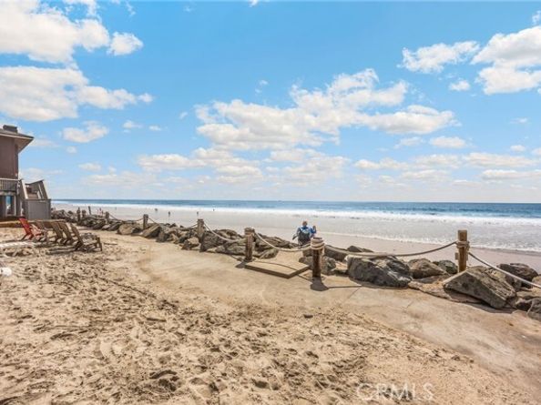 1445 S Pacific R, Oceanside CA 92054