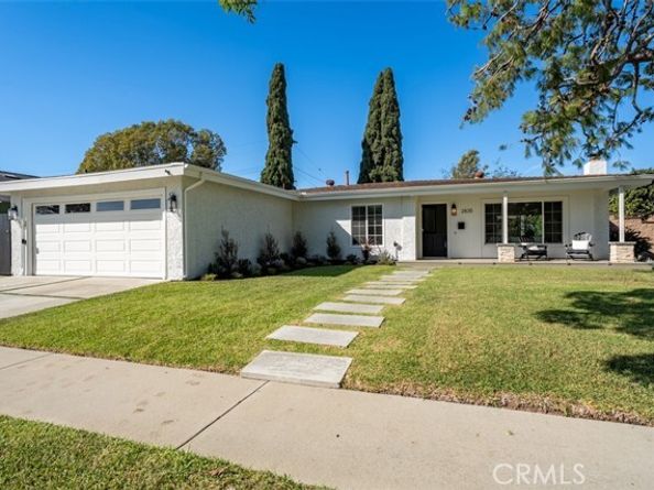 2835 Portola, Costa Mesa CA 92626