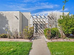 2005 Via Mariposa B, Laguna Woods CA 92637