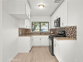 7826 Ben, North Hollywood (los Angeles) CA 91605