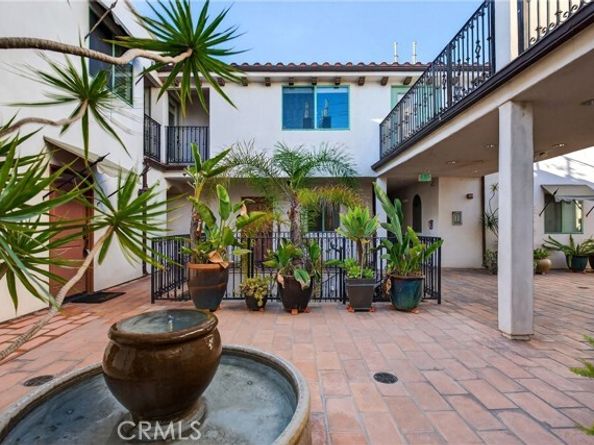 4301 Los Feliz 12, Los Angeles CA 90027