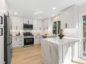 5 Chatri Circle, Lake Forest (el Toro) CA 92610