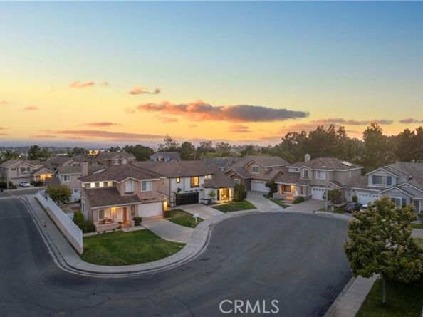 5 Chatri Circle, Lake Forest (el Toro) CA 92610