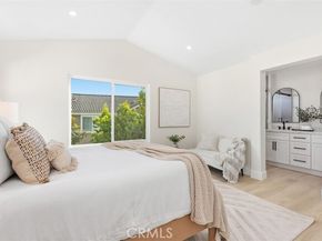 5 Chatri Circle, Lake Forest (el Toro) CA 92610