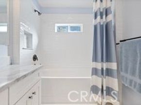 9816 Burnet, North Hills (los Angeles) CA 91343