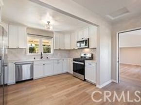 9816 Burnet, North Hills (los Angeles) CA 91343