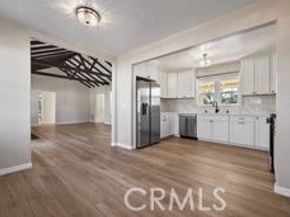 9816 Burnet, North Hills (los Angeles) CA 91343