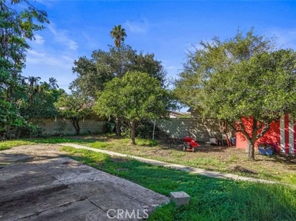 10007 Haddon, Pacoima (los Angeles) CA 91331