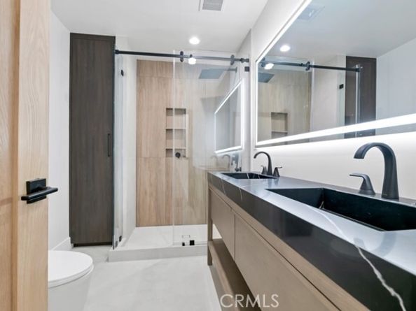 6156 Colbath, Los Angeles CA 91401