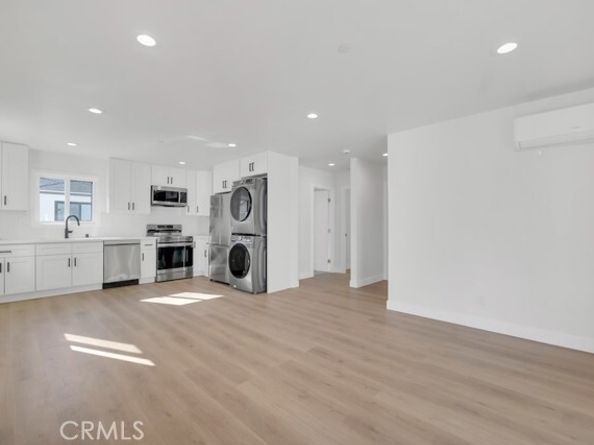 6156 Colbath, Los Angeles CA 91401