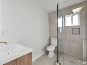6156 Colbath, Los Angeles CA 91401