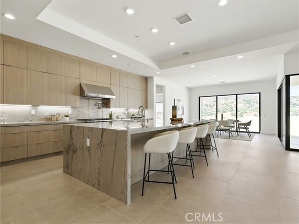 11925 Red Hawk Lane, Porter Ranch (los Angeles) CA 91326