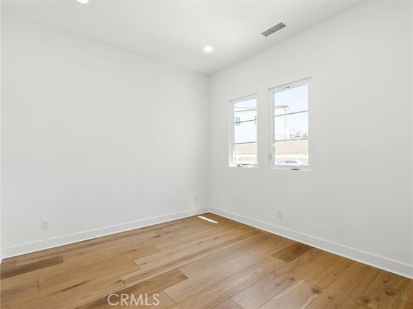 11925 Red Hawk Lane, Porter Ranch (los Angeles) CA 91326