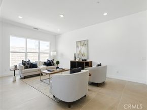 11925 Red Hawk Lane, Porter Ranch (los Angeles) CA 91326