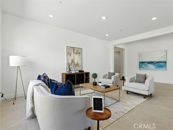 11925 Red Hawk Lane, Porter Ranch (los Angeles) CA 91326