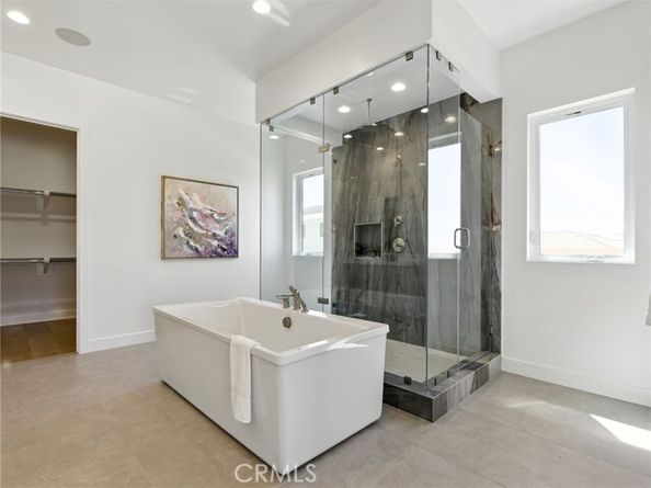 11925 Red Hawk Lane, Porter Ranch (los Angeles) CA 91326