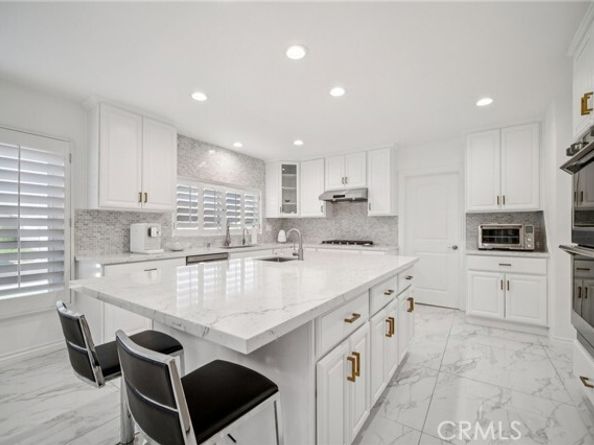 17158 Citronia Street, Northridge (los Angeles) CA 91325