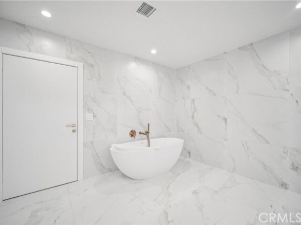 17158 Citronia Street, Northridge (los Angeles) CA 91325