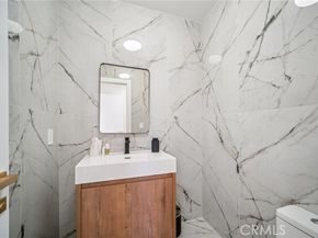 17158 Citronia Street, Northridge (los Angeles) CA 91325