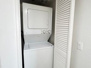 13801 Oxnard 206, Los Angeles CA 91401