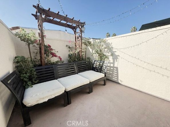 13801 Oxnard 206, Los Angeles CA 91401