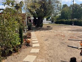 8502 Newcastle, Northridge (los Angeles) CA 91325