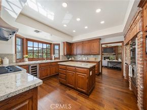 24784 Wooded Vista, West Hills (los Angeles) CA 91307