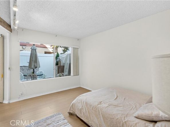 7924 Woodman Avenue 77, Panorama City (los Angeles) CA 91402