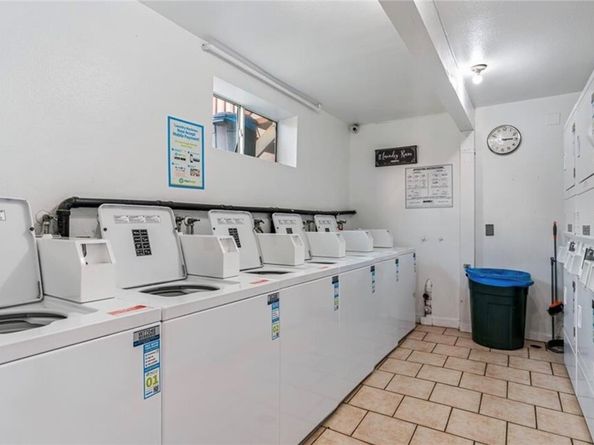 7924 Woodman Avenue 77, Panorama City (los Angeles) CA 91402