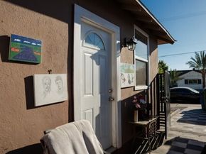 7736 Bellaire Avenue, North Hollywood (los Angeles) CA 91605