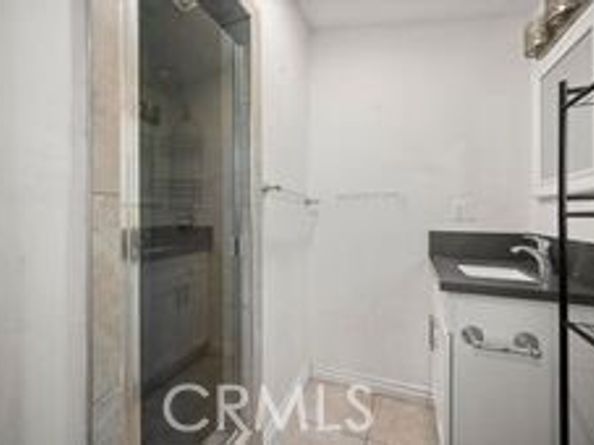 7736 Bellaire Avenue, North Hollywood (los Angeles) CA 91605