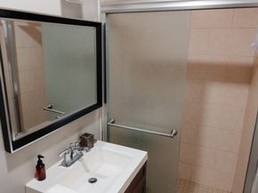 7736 Bellaire Avenue, North Hollywood (los Angeles) CA 91605