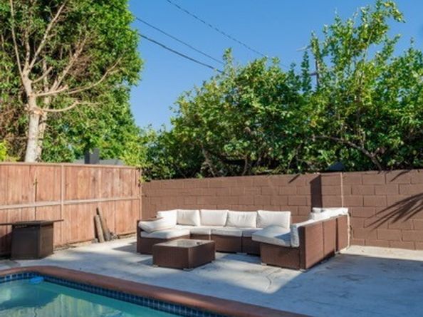 7736 Bellaire Avenue, North Hollywood (los Angeles) CA 91605