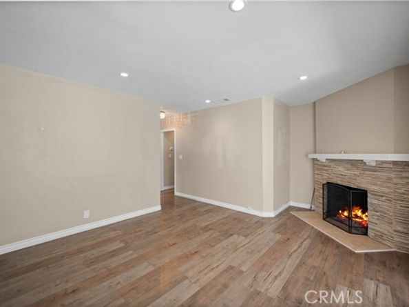 7736 Bellaire Avenue, North Hollywood (los Angeles) CA 91605