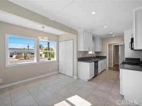 7736 Bellaire Avenue, North Hollywood (los Angeles) CA 91605