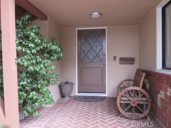 9931 Memory Park Avenue, San Fernando CA 91345