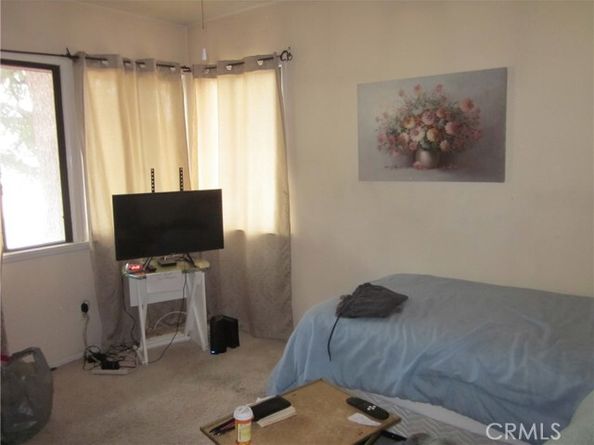 9931 Memory Park Avenue, San Fernando CA 91345