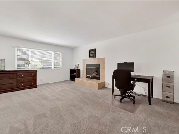 8373 Denise Lane, West Hills (los Angeles) CA 91304