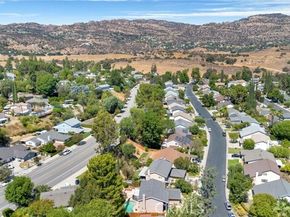 8373 Denise Lane, West Hills (los Angeles) CA 91304