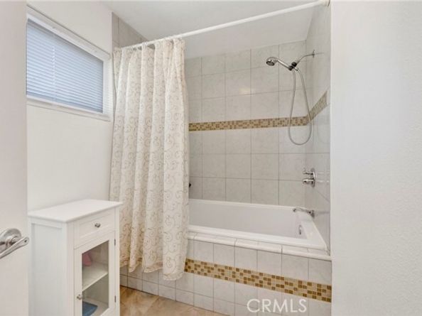 8373 Denise Lane, West Hills (los Angeles) CA 91304