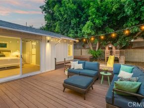 15017 Archwood Street, Van Nuys (los Angeles) CA 91405