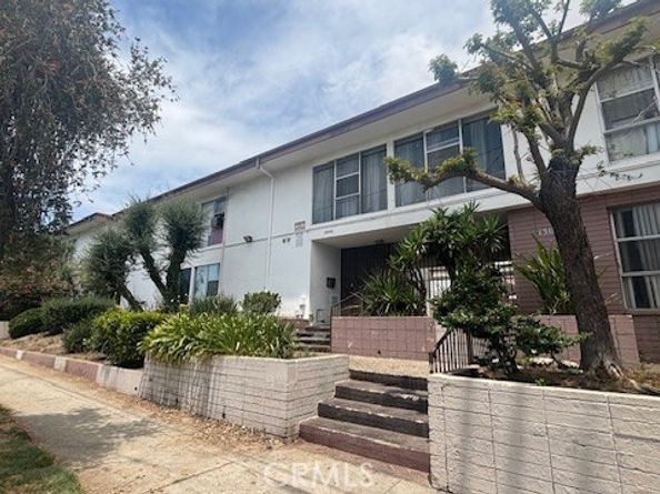 13040 Dronfield Avenue 12, Sylmar (los Angeles) CA 91342