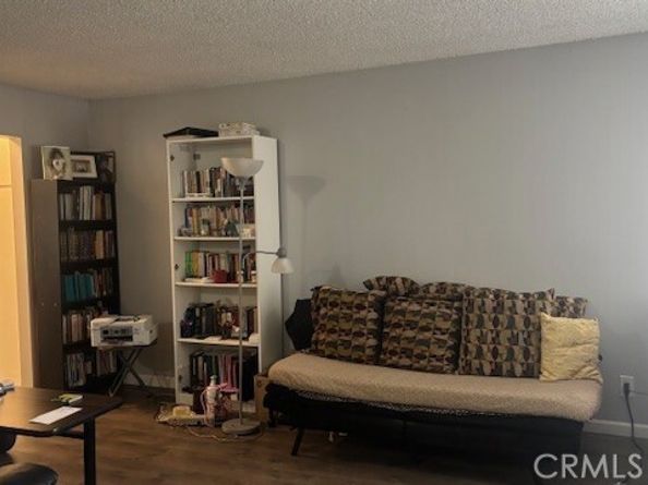 13040 Dronfield Avenue 12, Sylmar (los Angeles) CA 91342