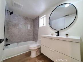 18134 Chase Street, Northridge (los Angeles) CA 91325